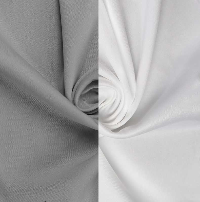 Sub-superfine dust-free cloth