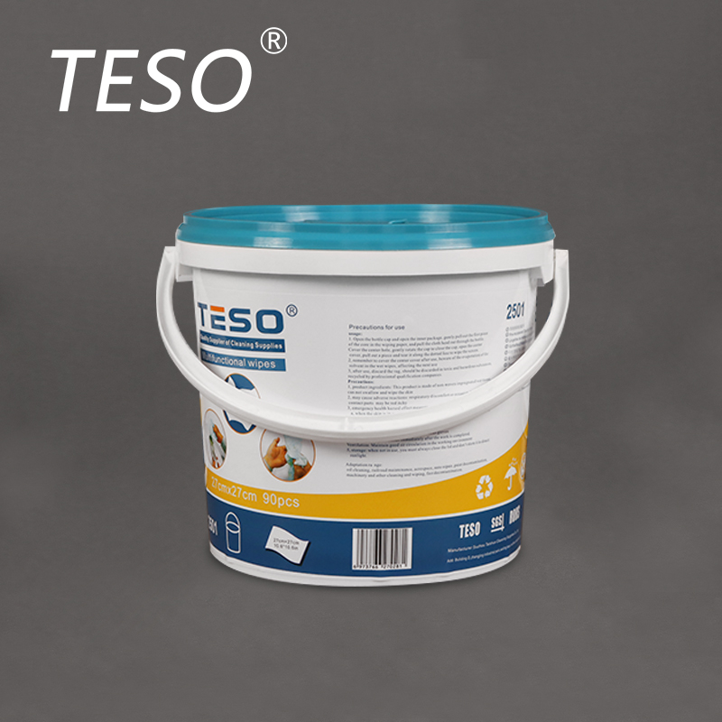 Pre-soaked cleaning wipes