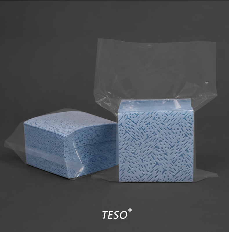 Industrial oil absorbing cloth