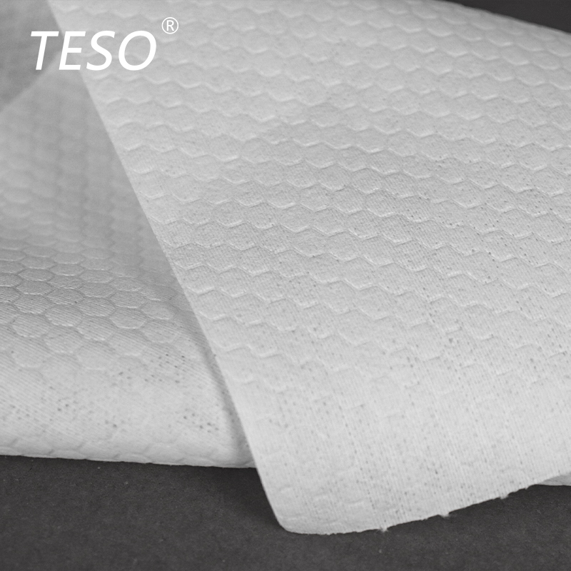 Hexagonal pattern wiping cloth